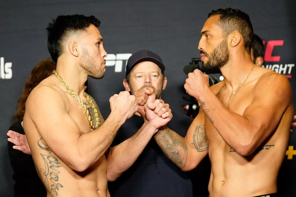 Brad Tavares and Bruno Silva face-off