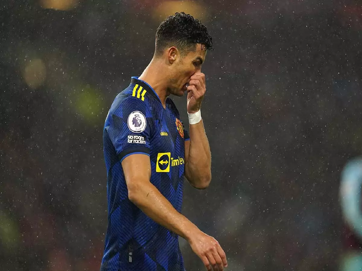 Cristiano Ronaldo dejected after Man Utd draw with Burnley