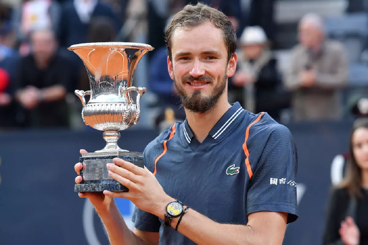 Daniil Medvedev wins 2023 Italian Open