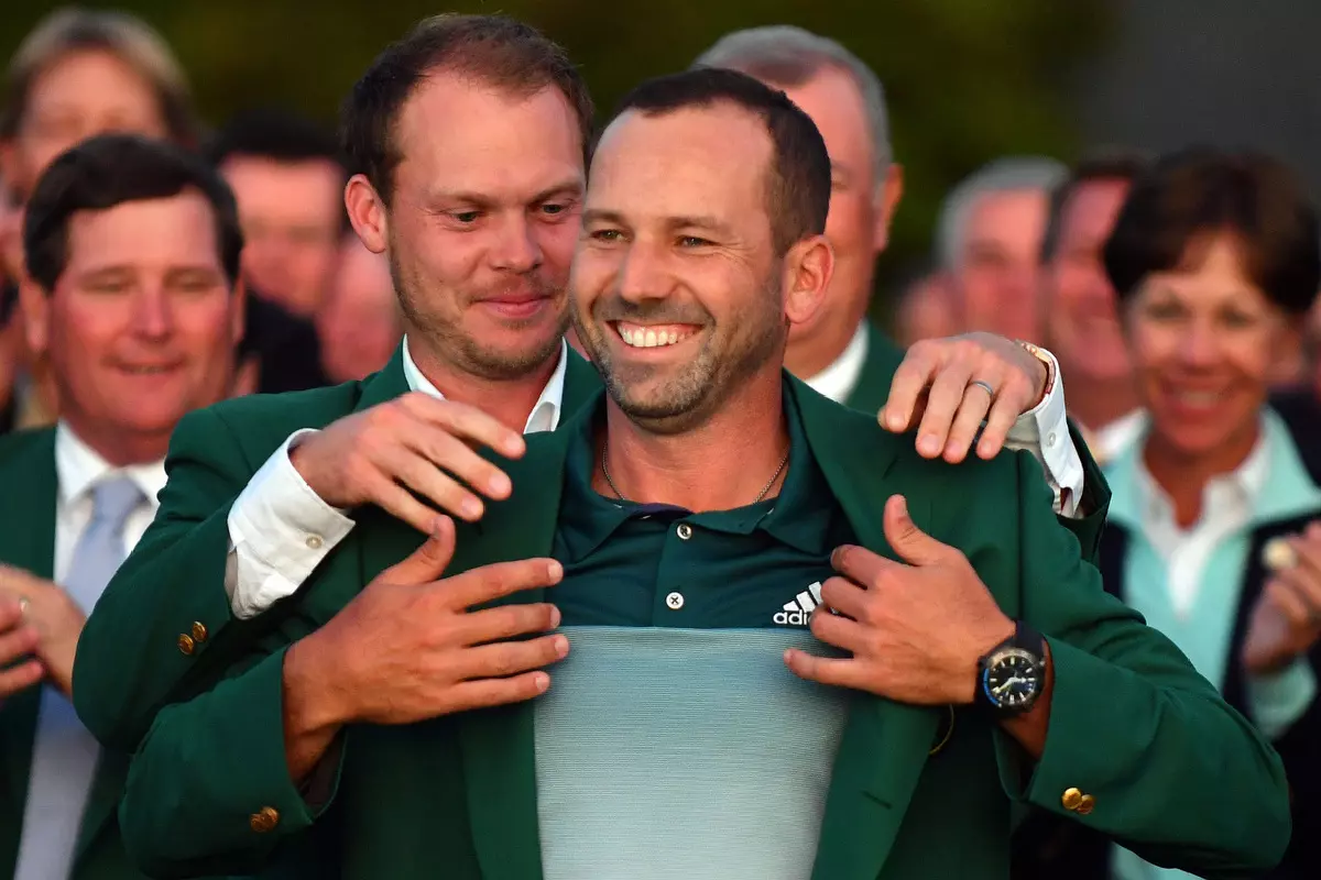Sergio Garcia gets green jacket