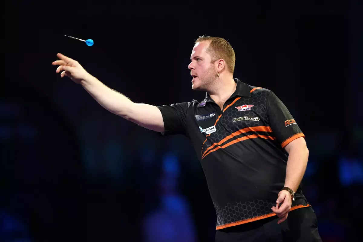 Dirk Van Duijvenbode clinched the Players Championship 12