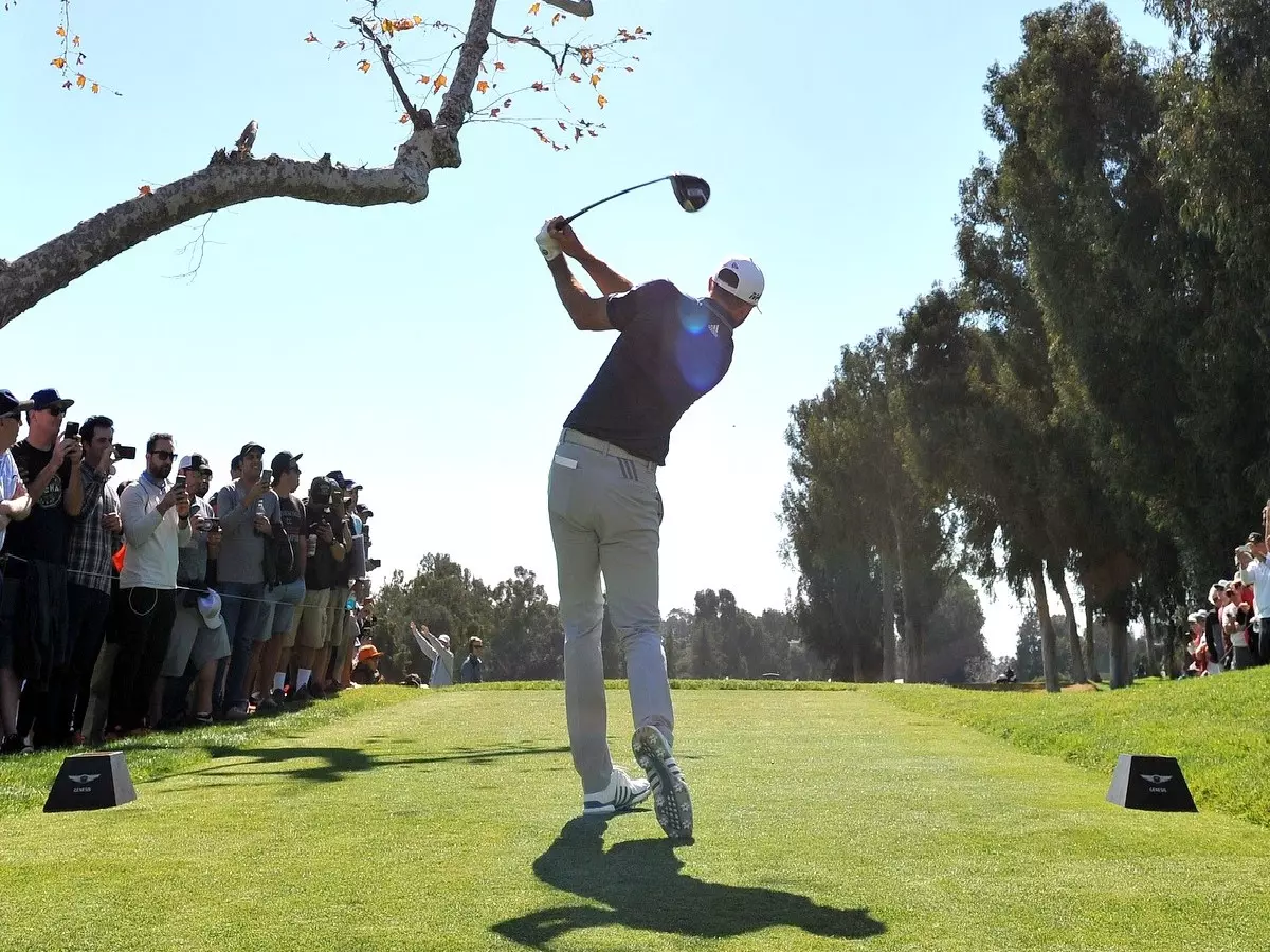 Dustin Johnson winning the Genesis Open