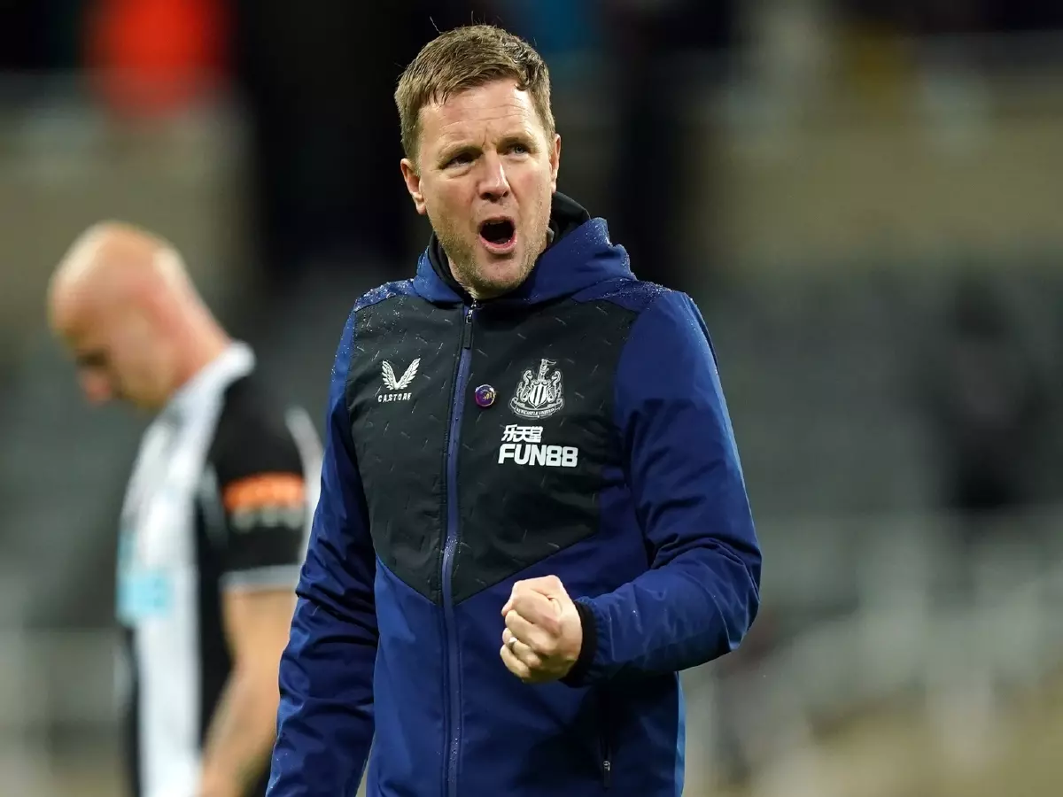 Eddie Howe fist clenched Newcastle Nov21