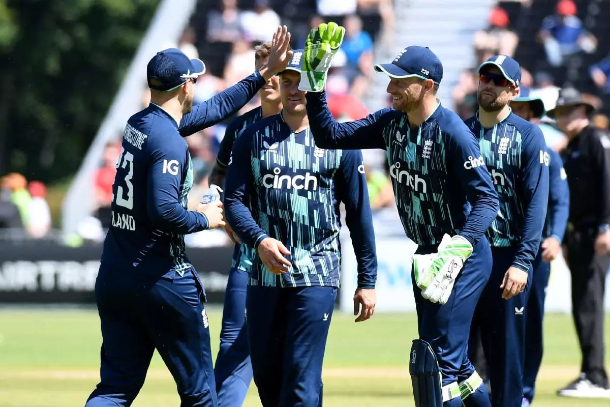 England's Liam Livingstone and Jos Buttler