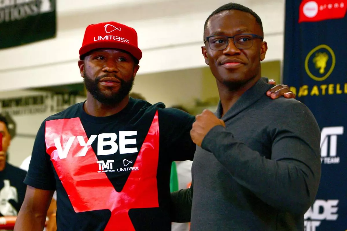 Floyd Mayweather and Deji Olatunji