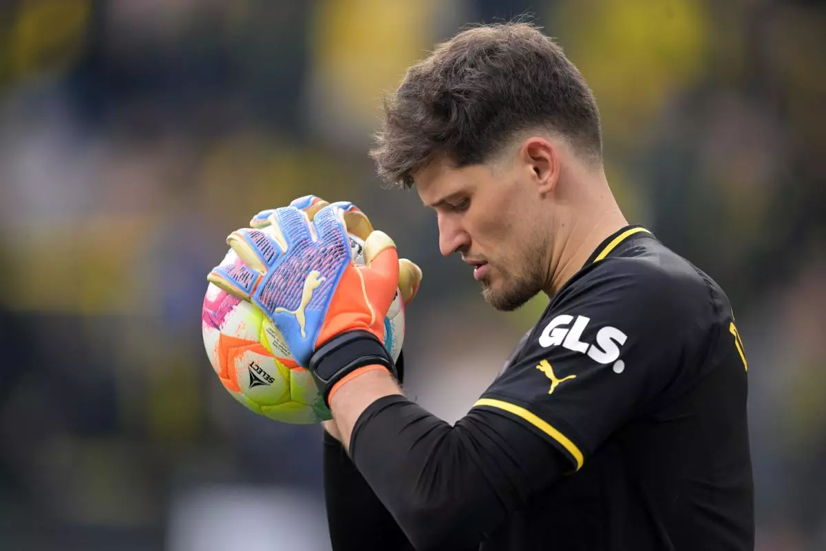 Borussia Dortmund goalkeeper Gregor Kobel