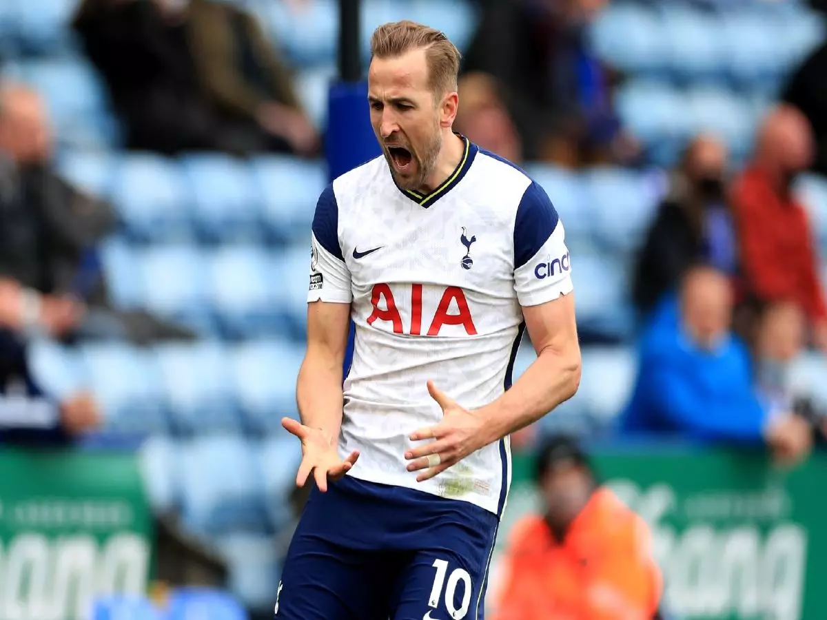 Harry Kane scores against Everton 2020/21