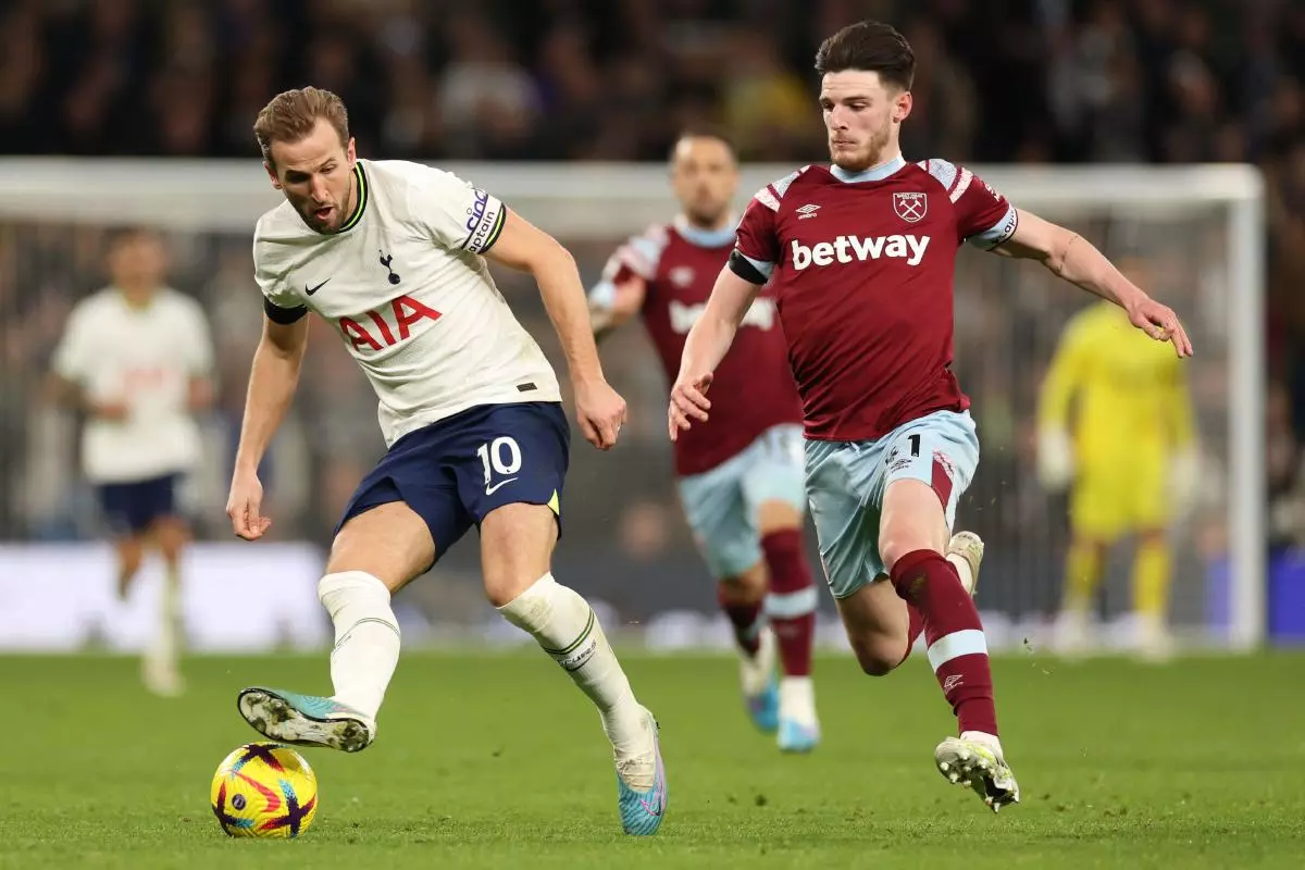 Harry Kane of Tottenham Hotspur and Declan Rice of West Ham
