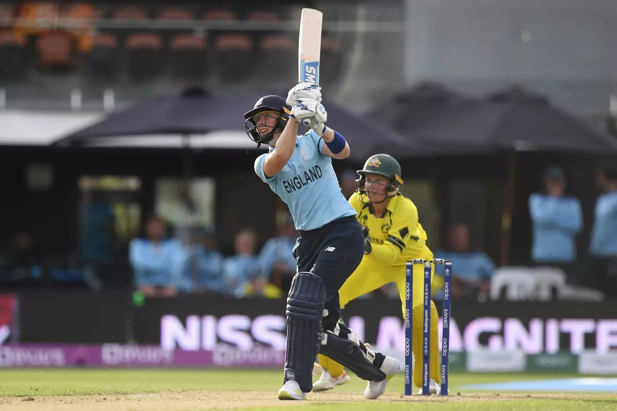 Heather Knight during the ICC Women's Cricket World Cup match between Australia and England at Seddon Park in Hamilton, New Zealand, Saturday, March 5, 2022.