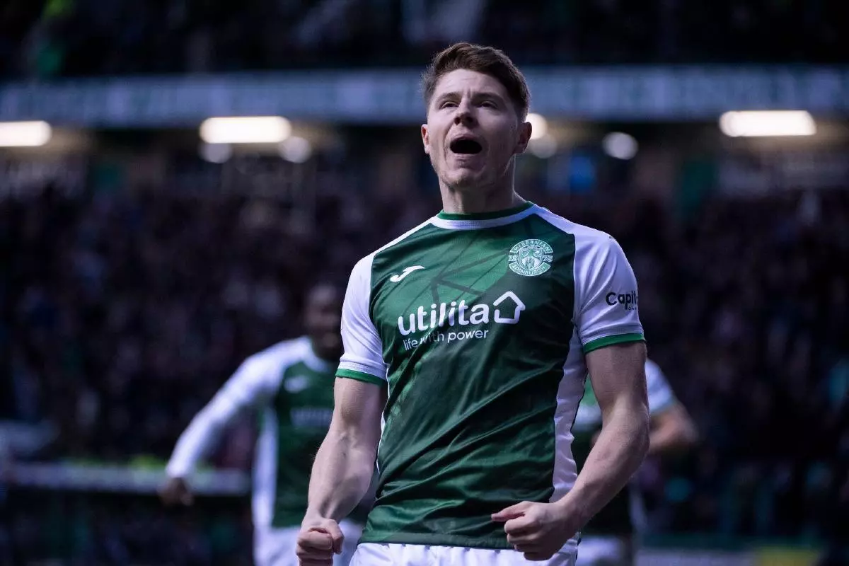Hibernian striker Kevin Nisbet celebrates