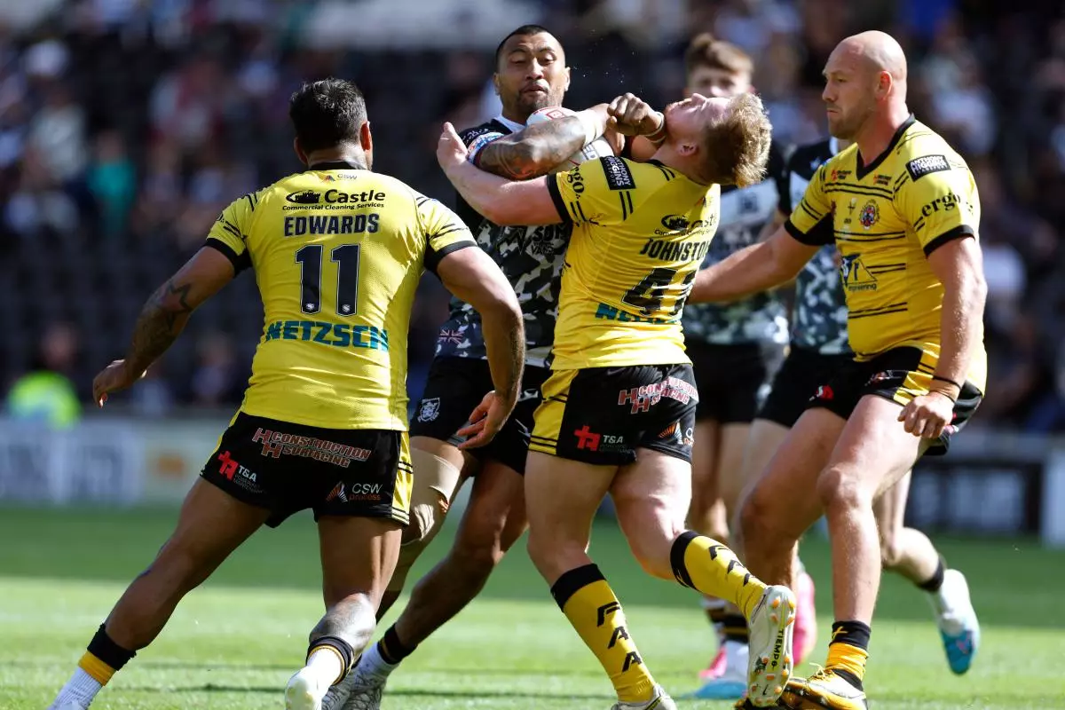 Hull FC's Ligi Sao and Castlefords's Jordan Johnstone