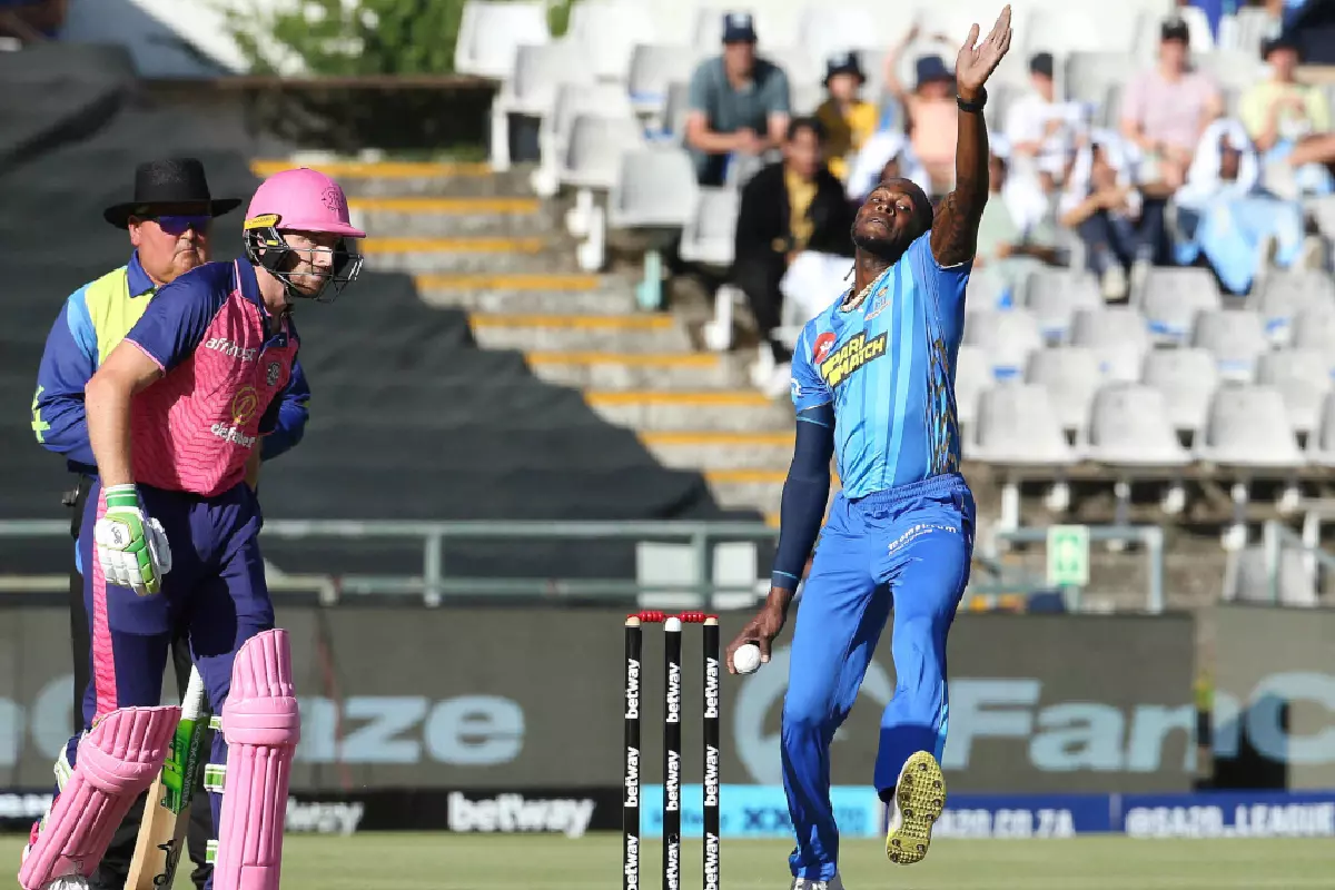 Sussex and England fast bowler Jofra Archer bowling for MI Cape Town