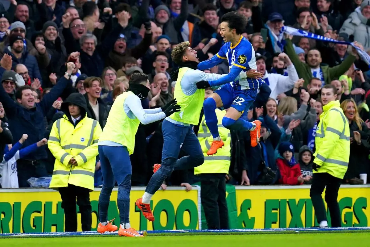 Kaoru Mitoma scores the winner against Liverpool January 2023