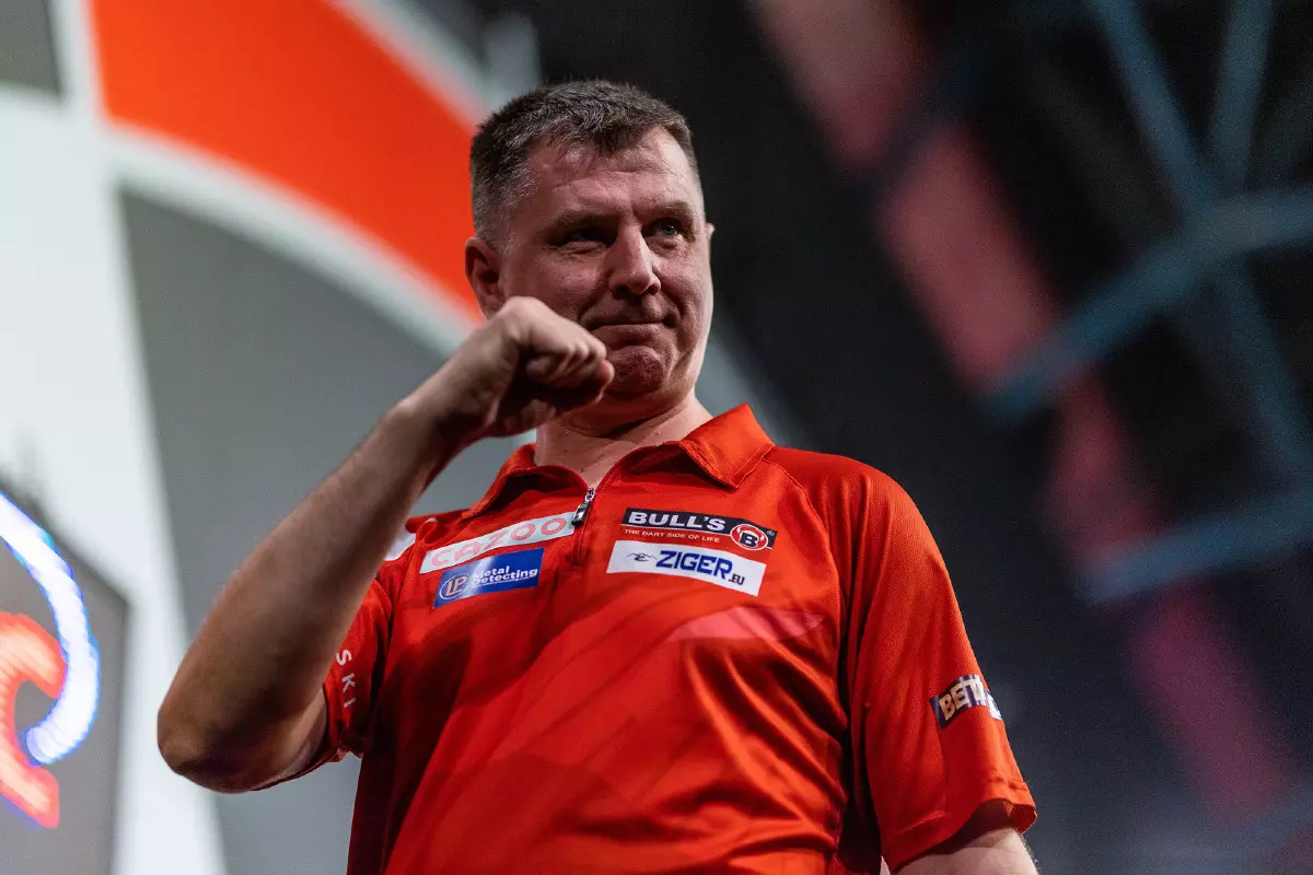Krzysztof Ratajski wins Players Championship 9 - April 2023 source PDC
