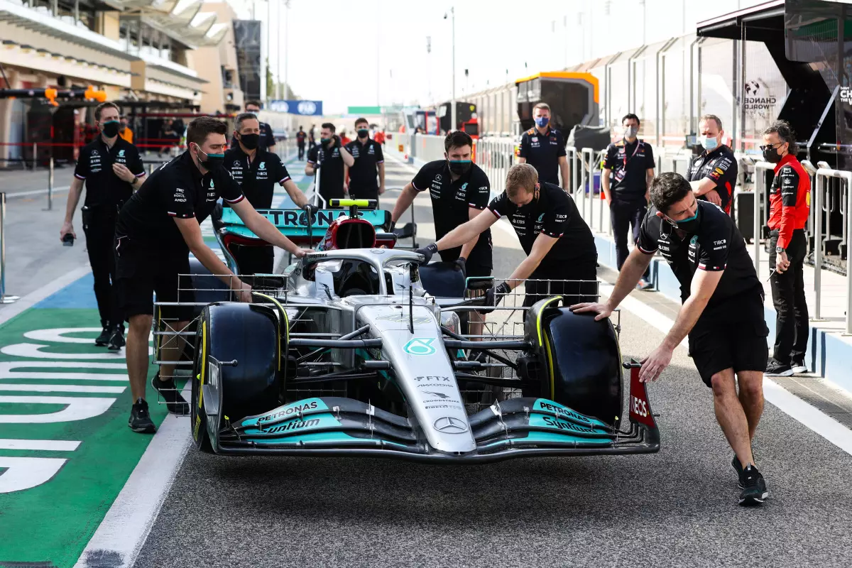 March 10, 2022, Sakhir, Bahrain: 44 HAMILTON Lewis (gbr), Mercedes AMG F1 Team W13, pitlane, during the Formula 1 Aramco pre-season testing