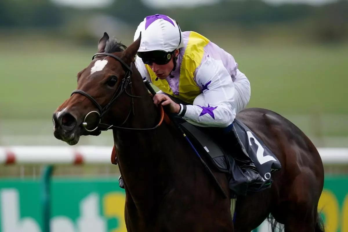 Lezoo ridden by jockey William Buick