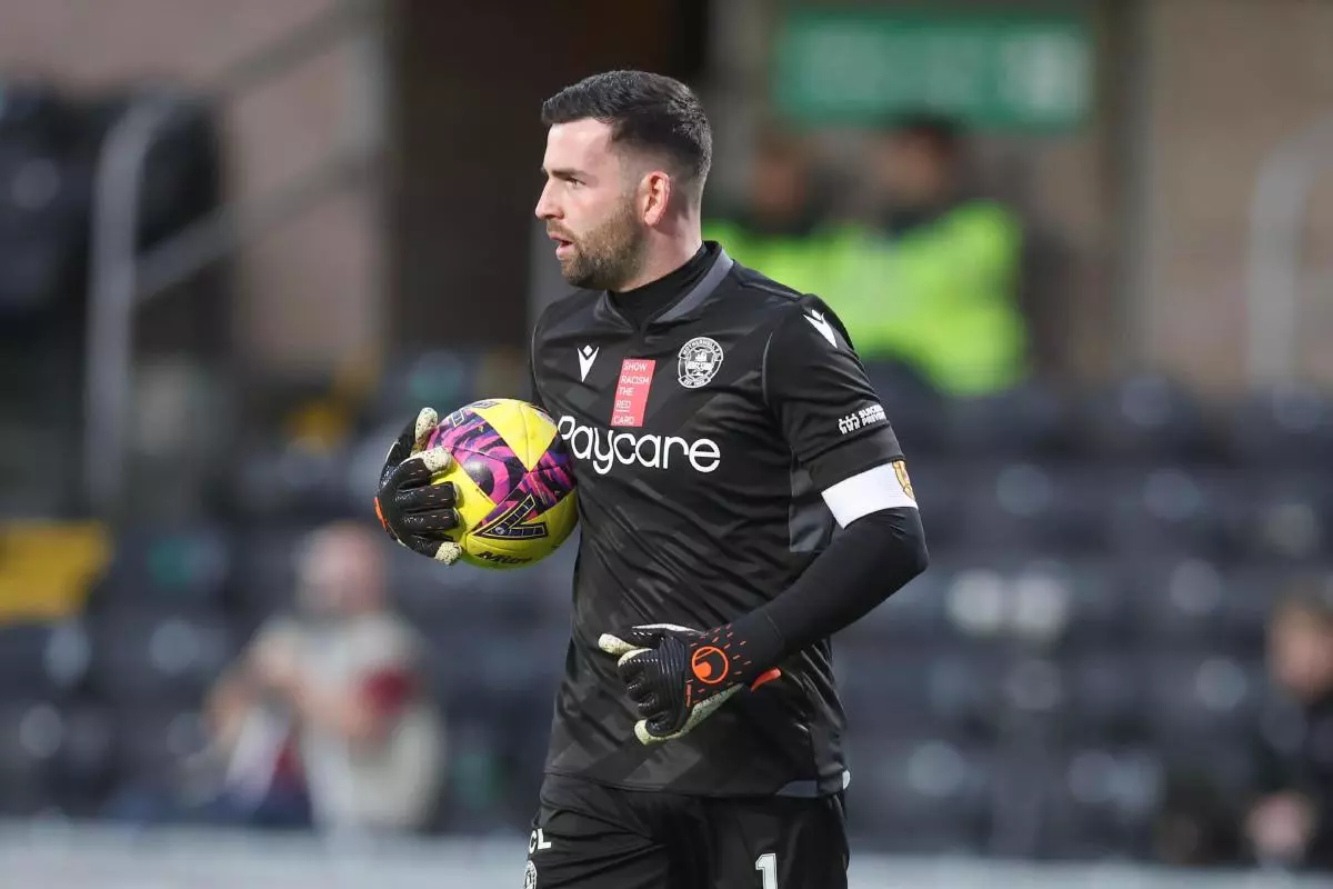 Liam Kelly of Motherwell against Dundee United