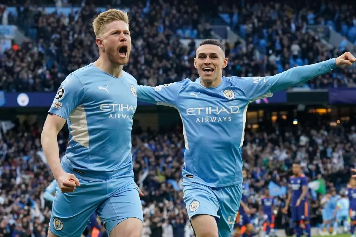 Kevin De Bruyne of Manchester City celebrates scoring