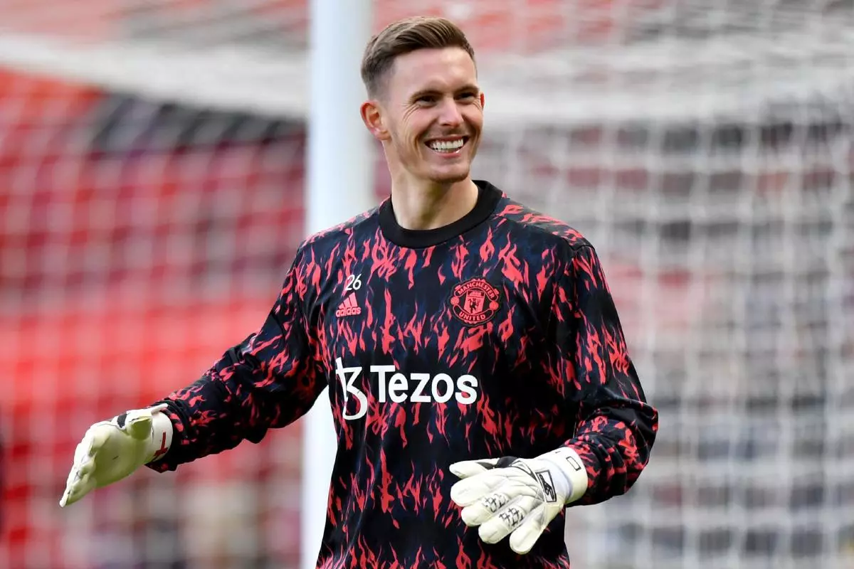 Manchester United's goalkeeper Dean Henderson