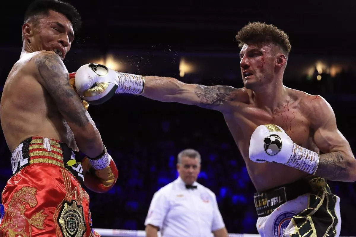 Mauricio Lara (left) and Leigh Wood