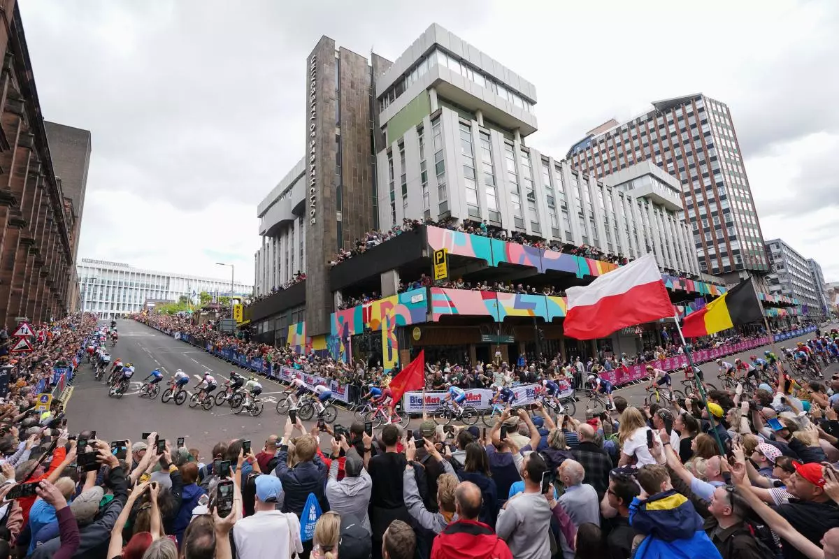 Men's Elite Road Race on day four of the 2023 UCI Cycling World Championships in Glasgow - Aug 2023
