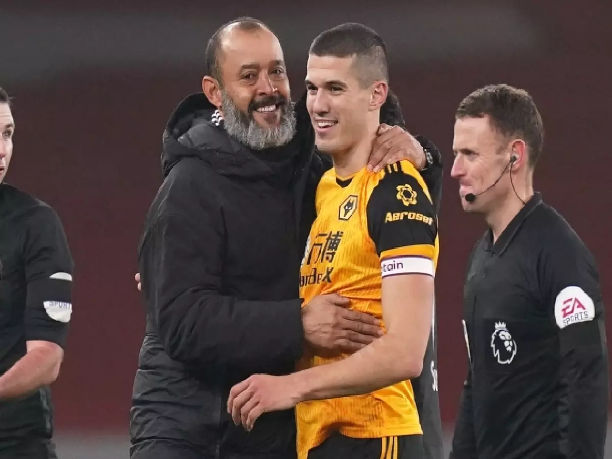 Nuno Espirito Santo with Conor Coady Wolves Nov20