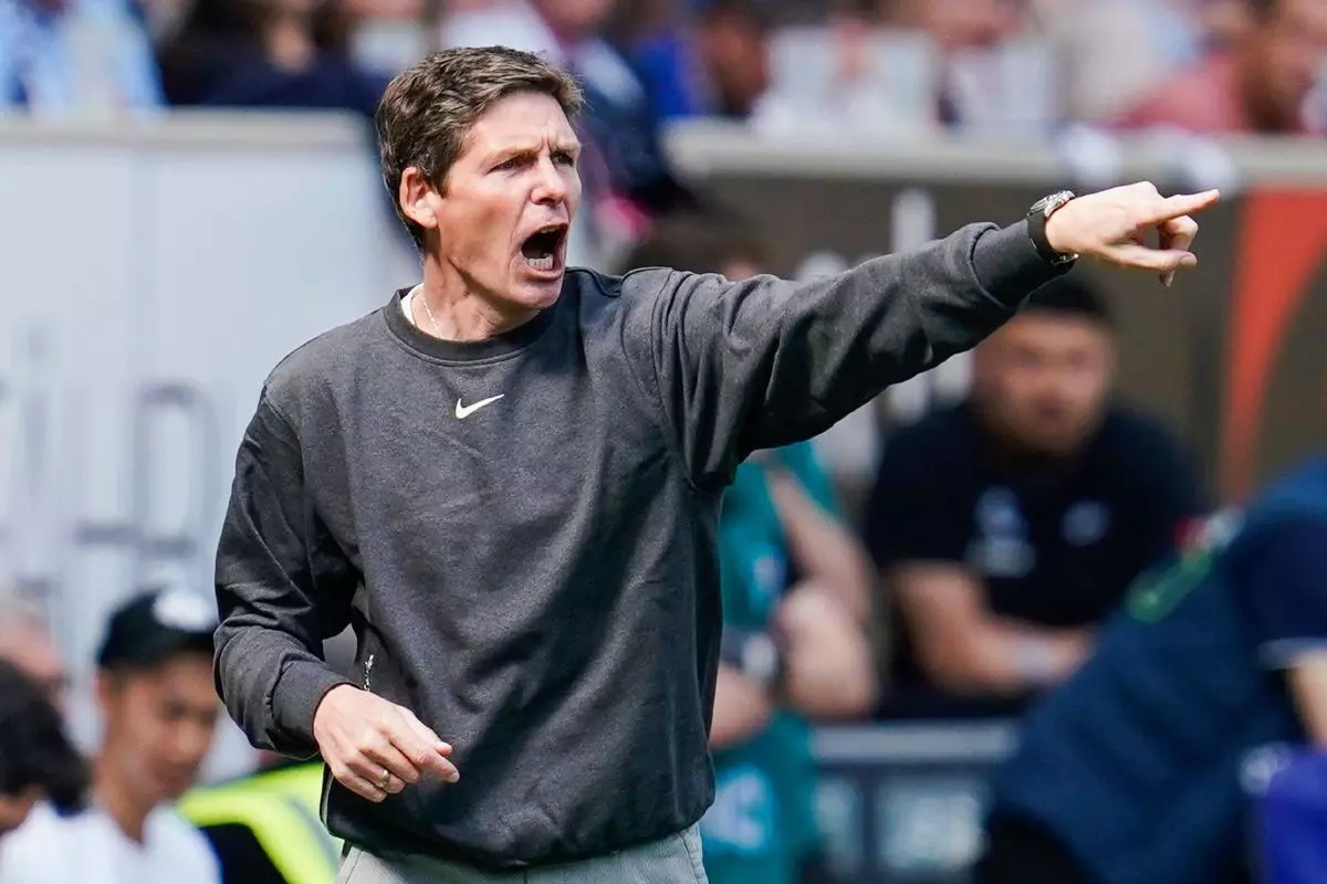 Oliver Glasner of Eintracht Frankfurt 6 May 2023