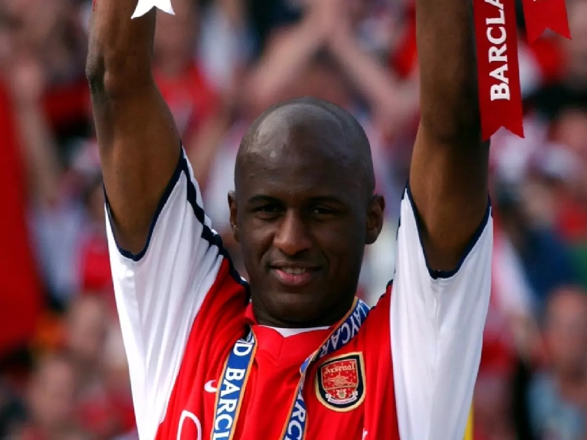 Patrick Vieira Premier League trophy May02