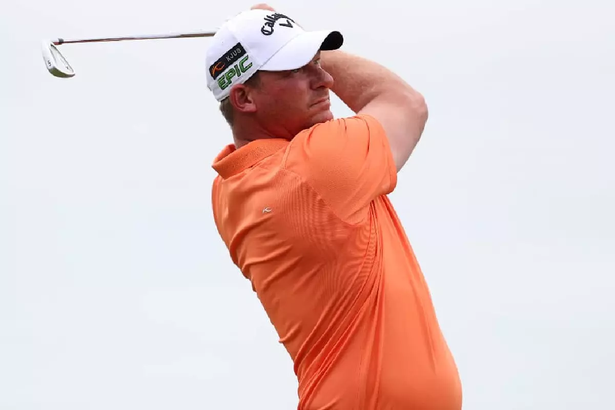 Shaun Norris of South Africa