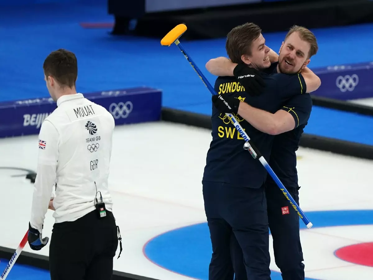 Sweden curling gold Niklas Edin Christoffer Sundgren Bruce Mouat Feb22
