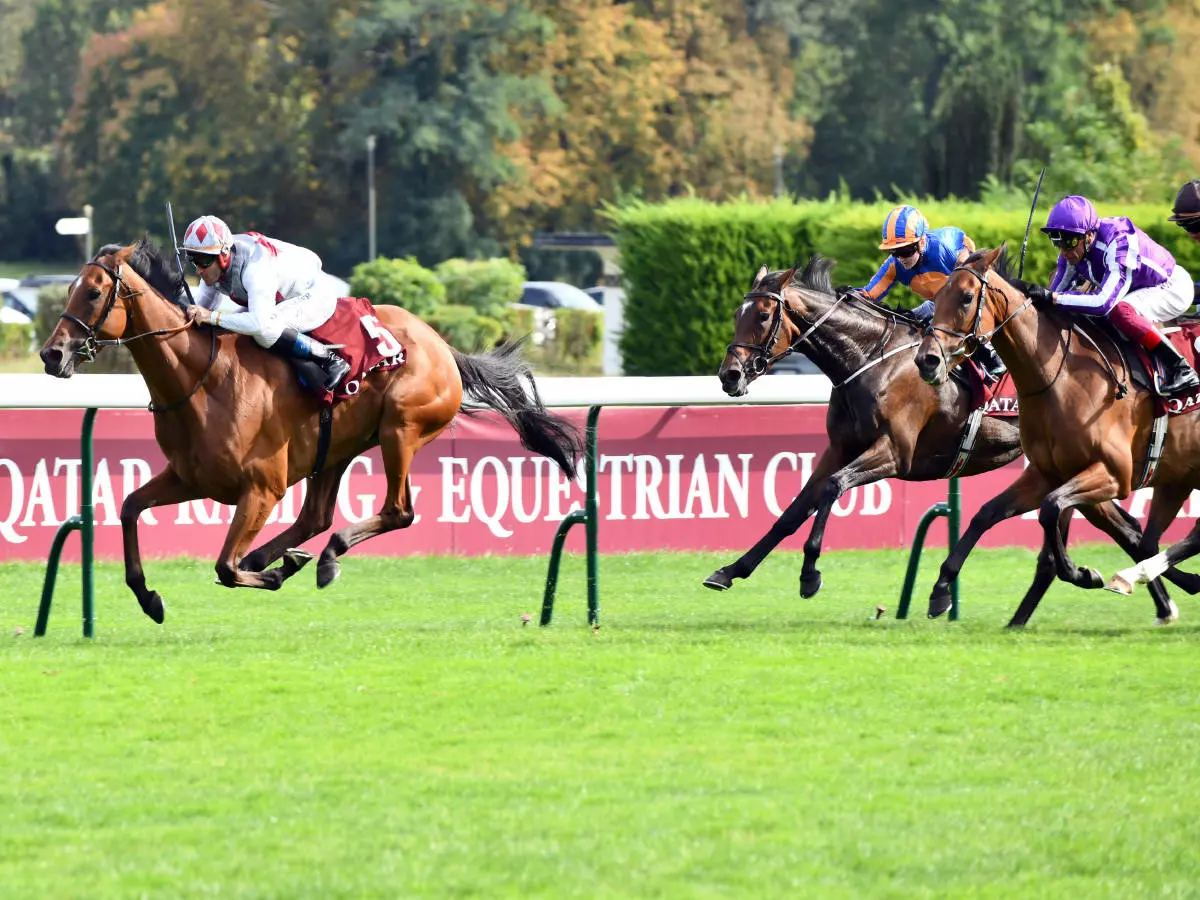 Teona with Olivier Peslier up wins the Qatar Prix Vermeille. Paris Longchamp racecourse