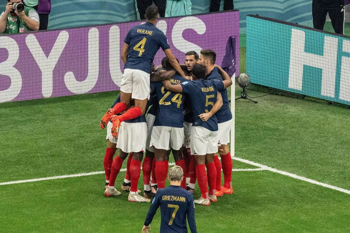 France celebrate Theo Hernandez goal vs Morocco