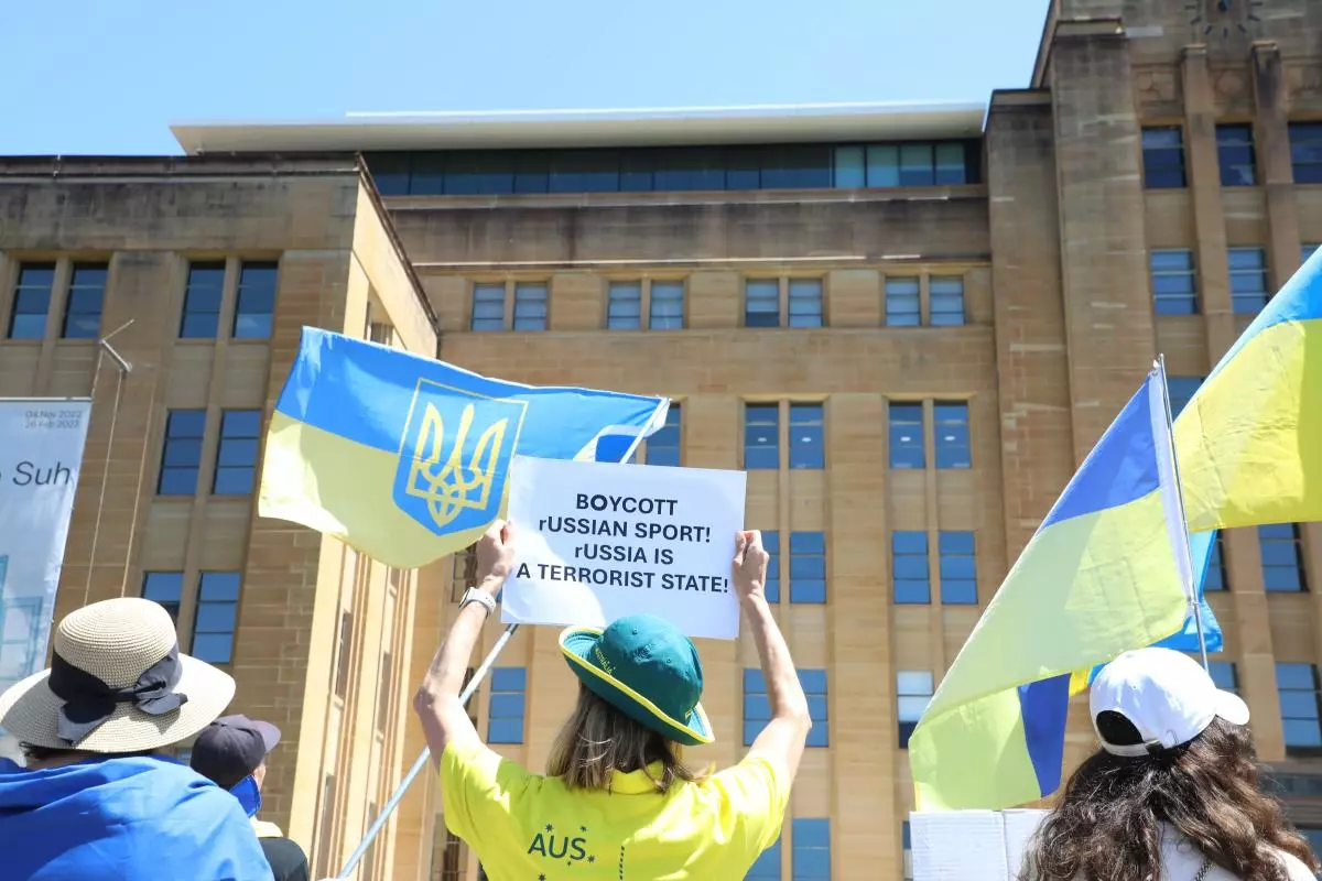 Ukrainians protest the involvement of Russian atheletes