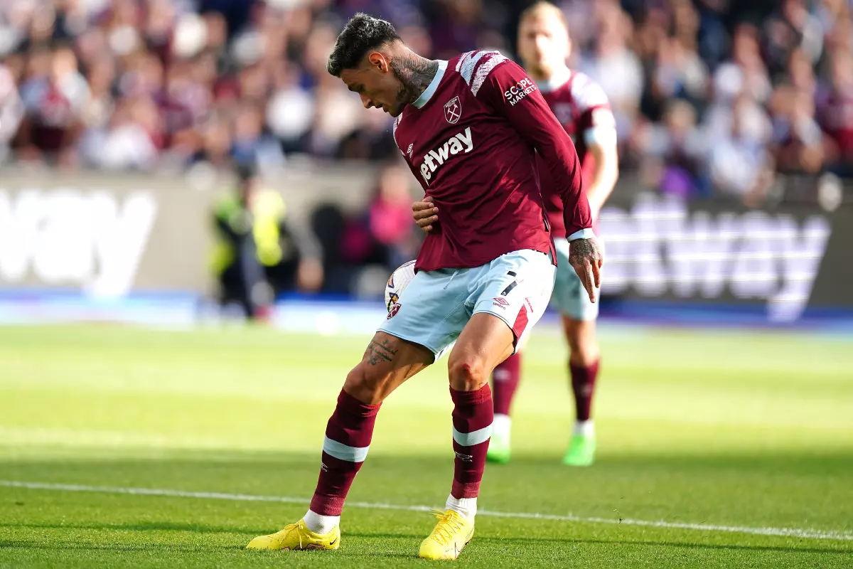 West Ham United's Gianluca Scamacca controls the ball before scoring his side's second goal against Fulham - October 2022