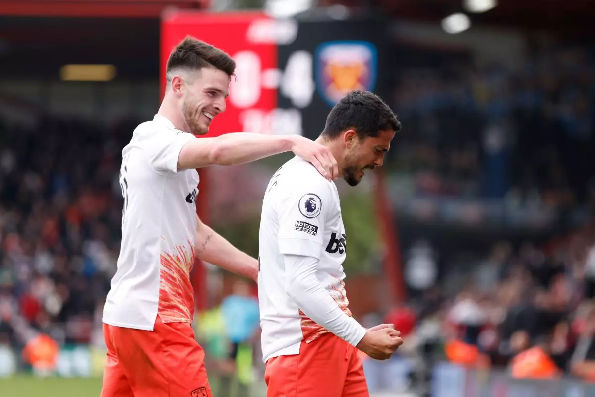 West Ham United’s Pablo Fornals celebrates with Declan Rice