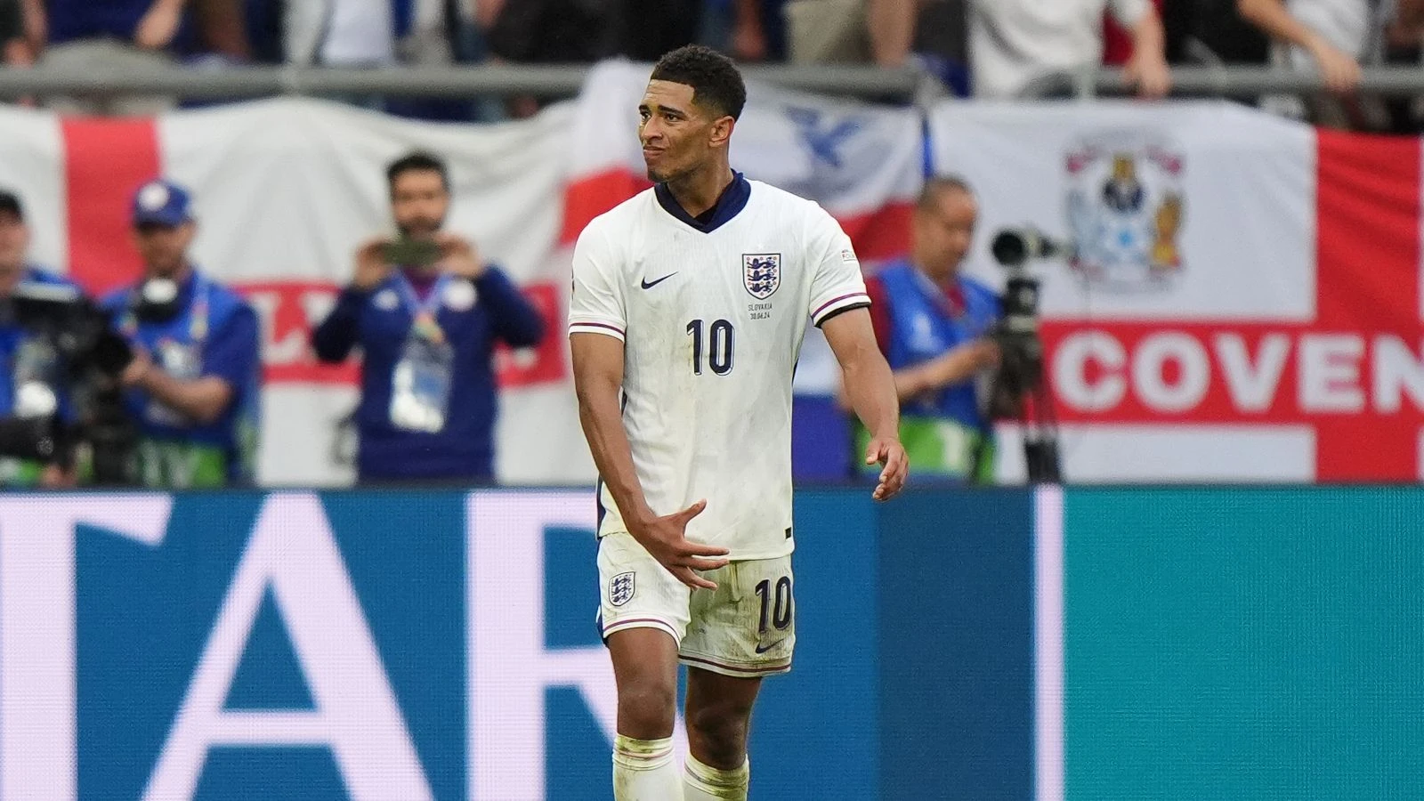 Jude Bellingham England vs Slovakia