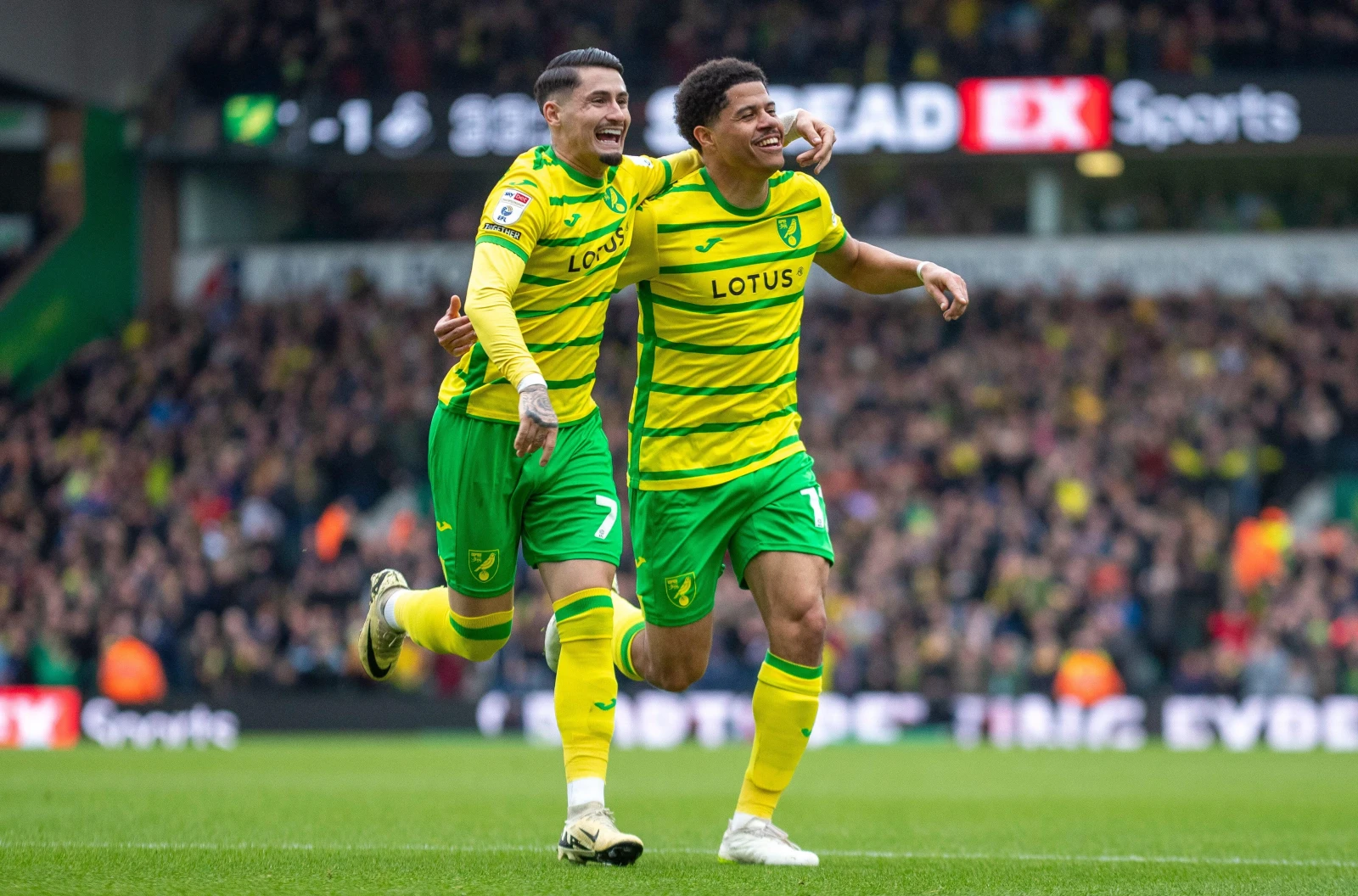 Norwich City's Borja Sainz and Gabriel Sara
