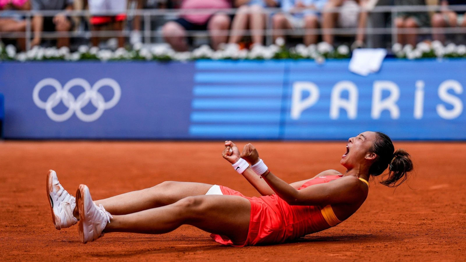 Zheng Qinwen at the Olympics