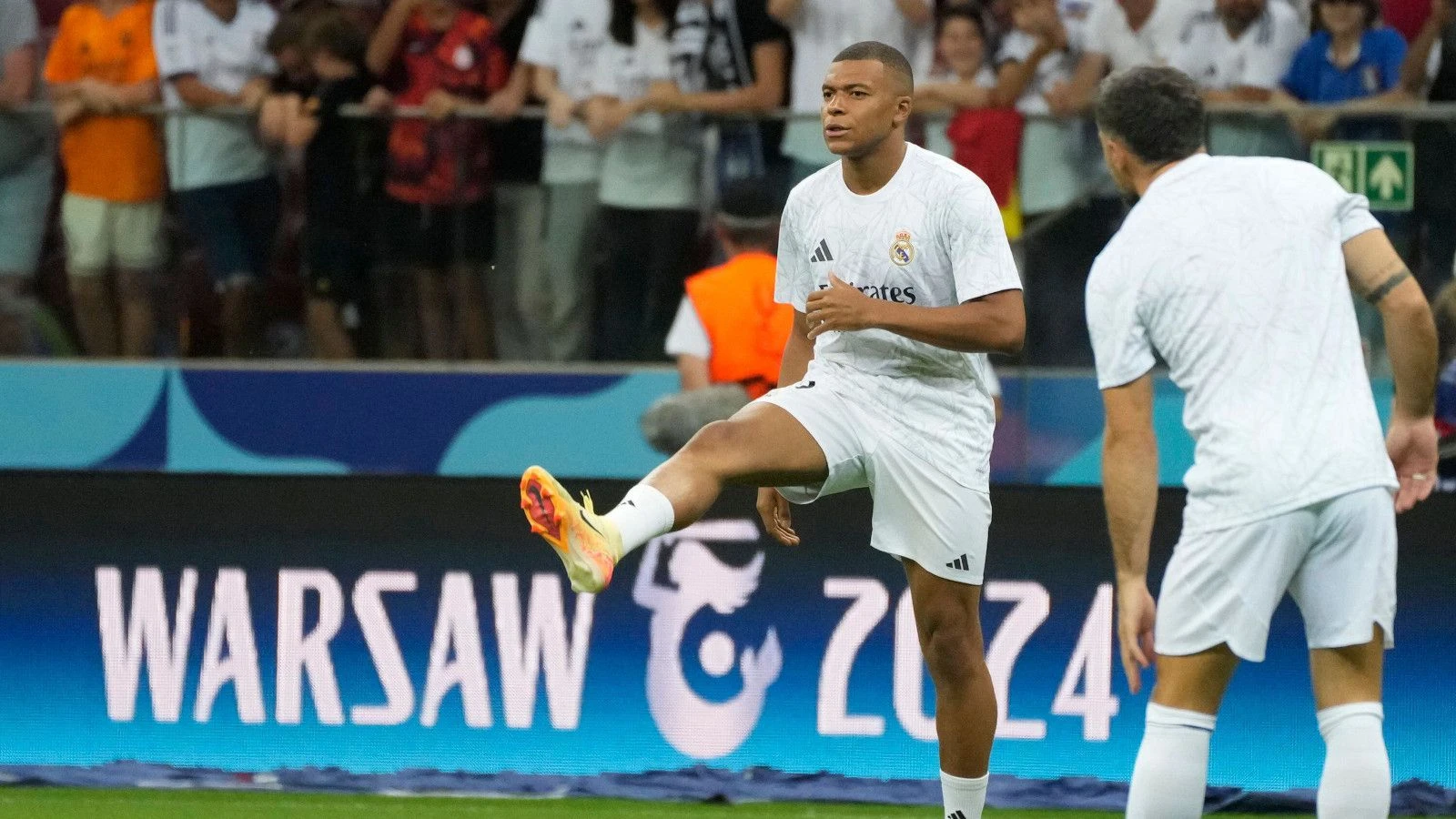 Kylian Mbappe warms up for Real Madrid debut against Atalatna for Euro Super Cup final 2024
