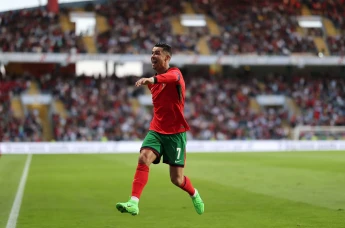 Cristiano Ronaldo scores against Republic of Ireland