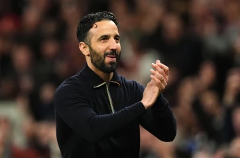 Manchester United manager Ruben Amorim applauds the fans following the UEFA Europa League quarter-final