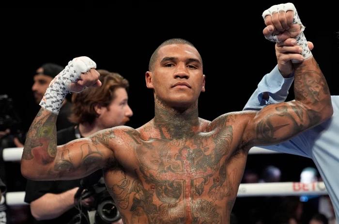 Conor Benn extends unbeaten record after unanimous triumph over Peter Dobson