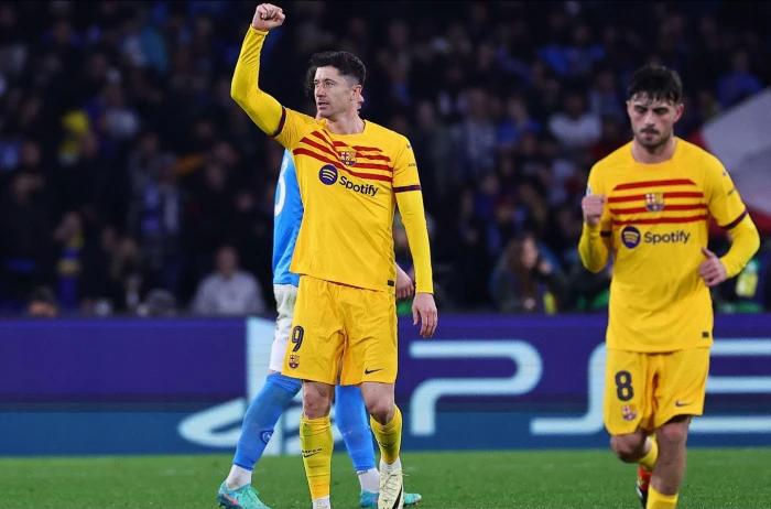 Barcelona's missed chances leave Napoli clash in uncertain balance