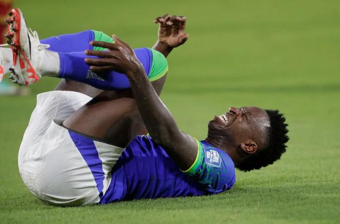 Real Madrid´s woes deepen as Vinicius Junior suffers thigh injury on  International Duty
