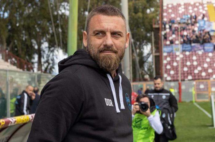 Roma appoint former captain Daniele De Rossi as manager following Jose Mourinho's departure