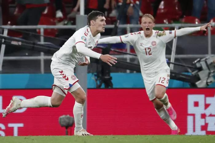 Denmark thrash Russia and snatch last-16 spot from Finland