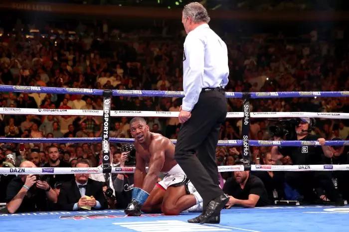 Teddy Atlas predicts another Anthony Joshua “blackout” against Tyson Fury