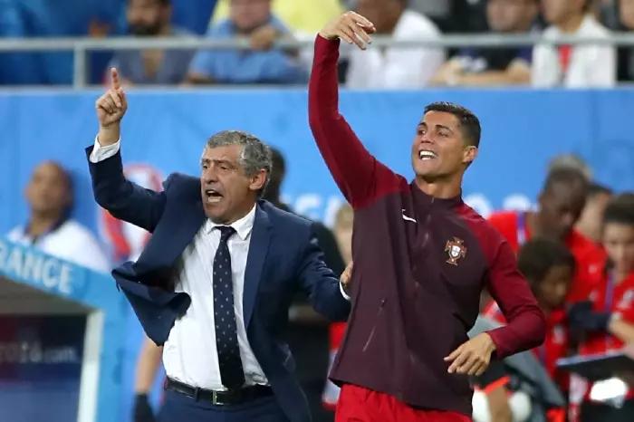 Ronaldo to replace Solskjaer? The records of these six former stars suggests it's a bad idea