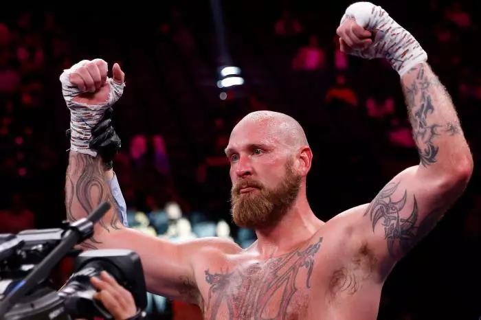 Robert Helenius steps in to replace Dillian Whyte in Anthony Joshua fight on Saturday