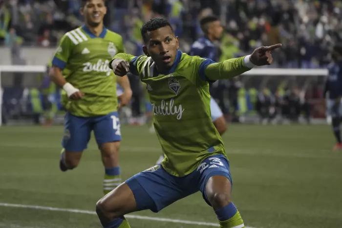 Seattle show strength in-depth while Inter Miami face frustration in MLS play-off chase